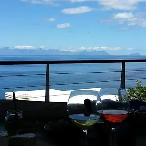 Quarterdeck Apartment Simonʼs Town